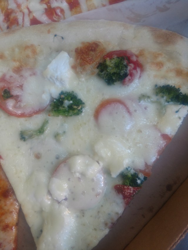 TimesSquareKitchenWhitePizzaSlice